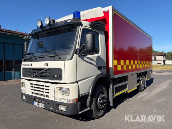 Skåplastbil Volvo Fm 7