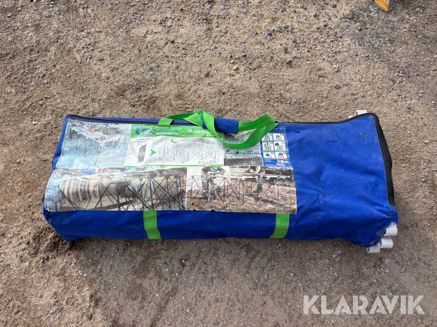 Snickarbord Centipede