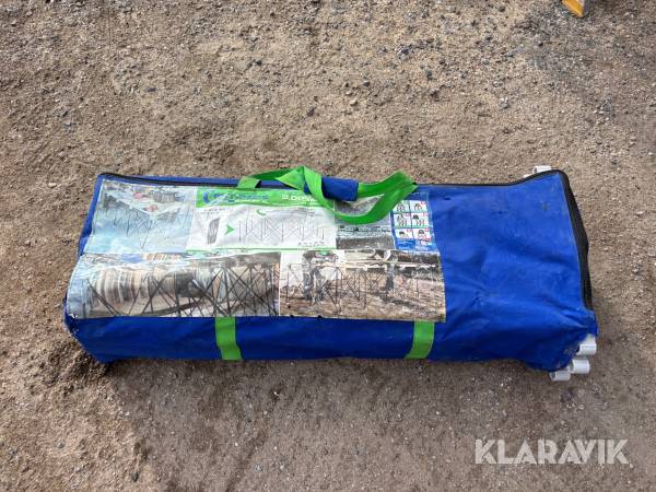 Snickarbord Centipede