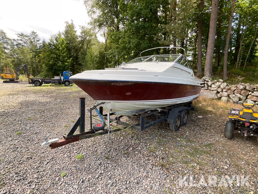 Båt Century 210 med trailer