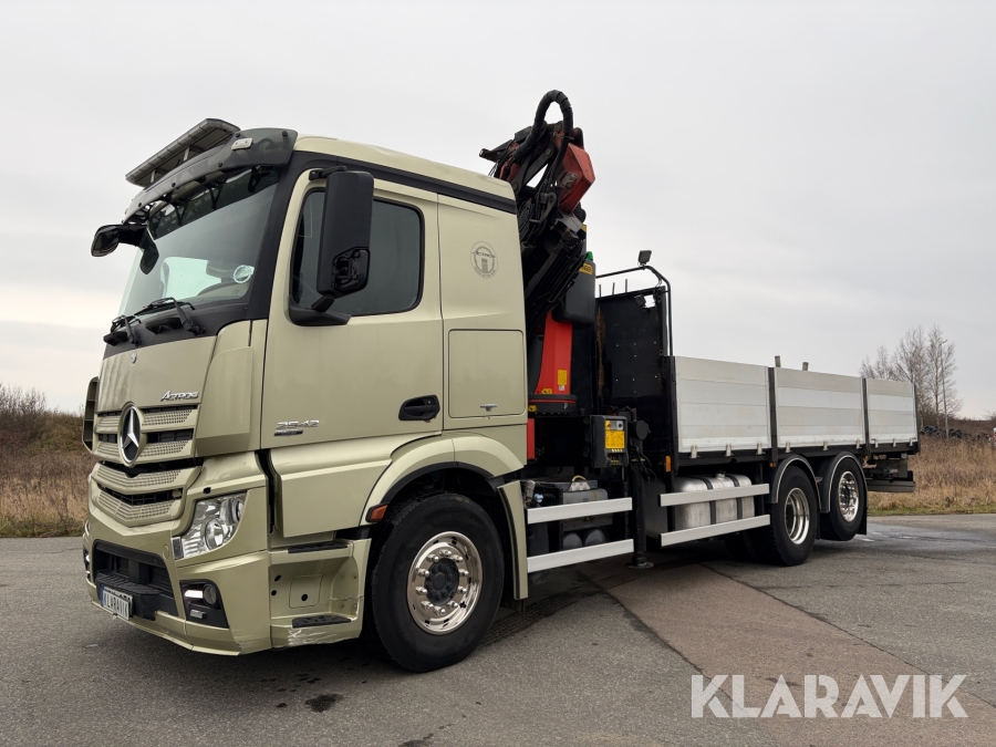 Kranbil / Brädgårdsbil Mercedes-Benz Actros 2542