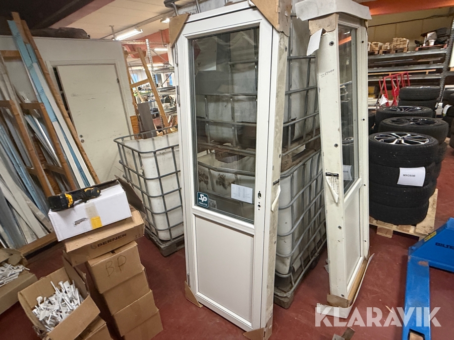 Fönsterdörr SP 750x2130 vänsterhängd, aluminiumutsida