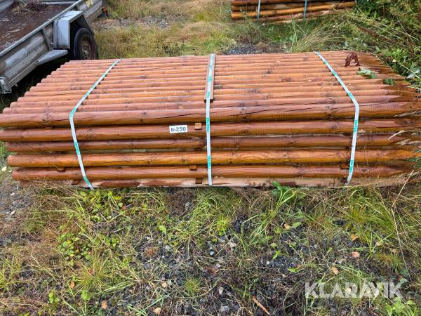 Stängselstolp Fyrås Trä 8*250 84 st
