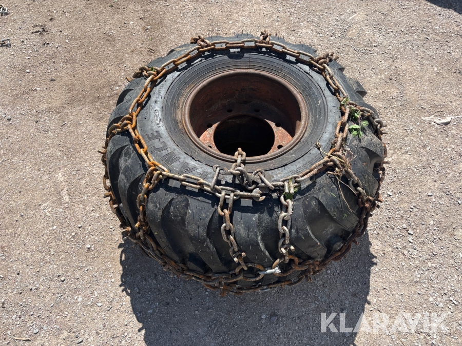 Skogsdäck Alliance Forestry med kedjor