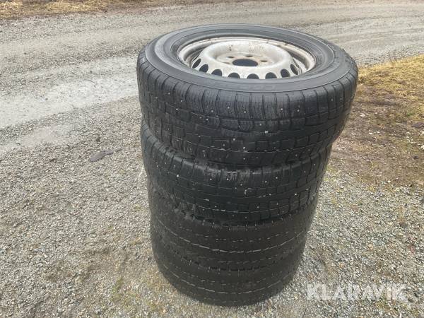 Dubbdäck på fälg Cooper 235/65R16C 6x130