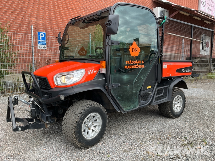 Terrängfordon Kubota RTV X1110 med flak