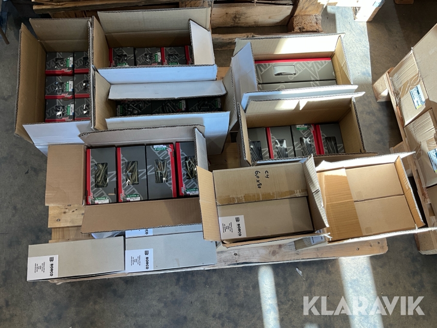 Träskruv Dyna Plus Och Borco 11 000 st, C4 för utomhusbruk, olika dimensioner, stolpskruv och försänkta