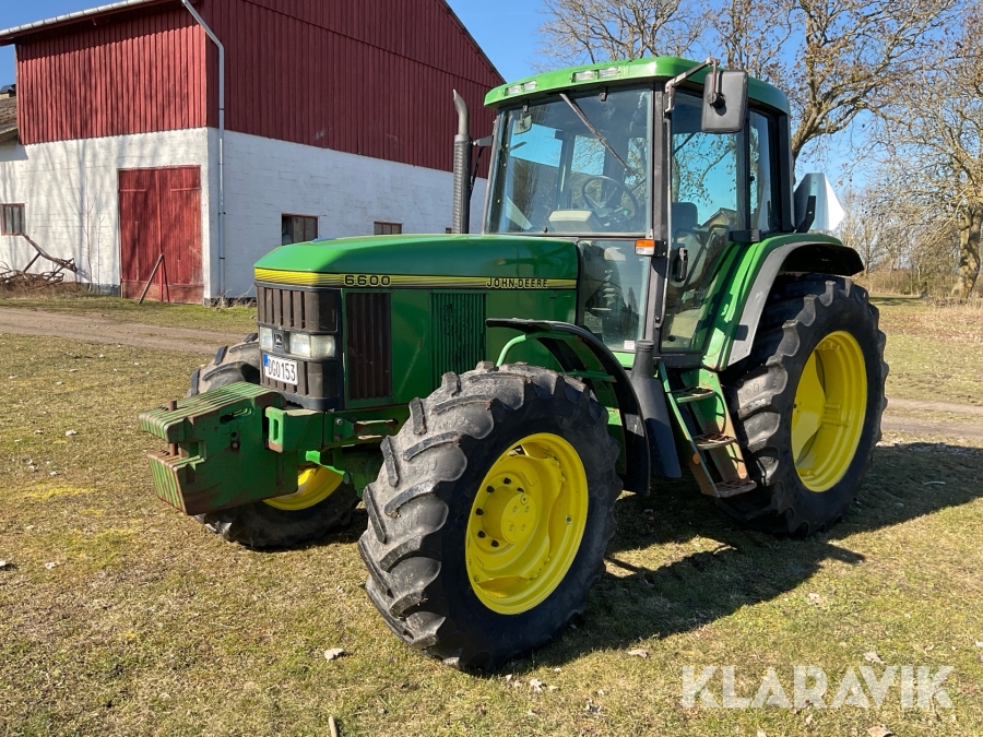 Traktor John Deere 6600