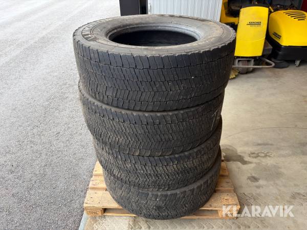 Lastbilsdäck Michelin 315/70R22,5 Drivdäck 4 st