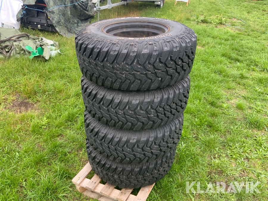 Däck med fälg Mudders 31 tum