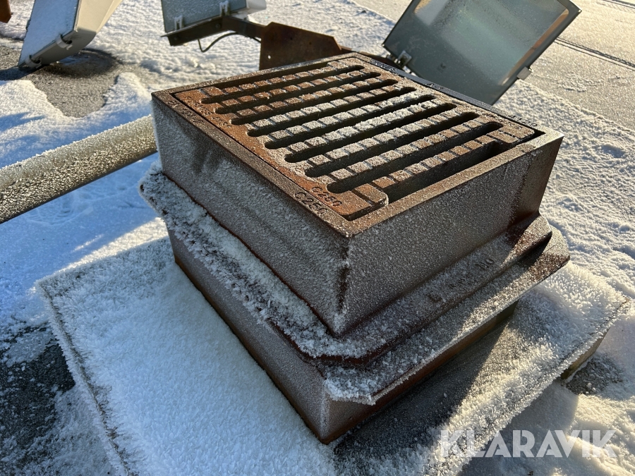 Brunnsbetäckningar 2 st