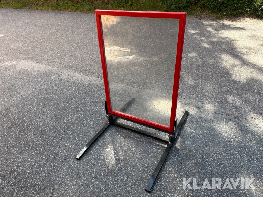 Gatupratare reklamskylt med fjädrar