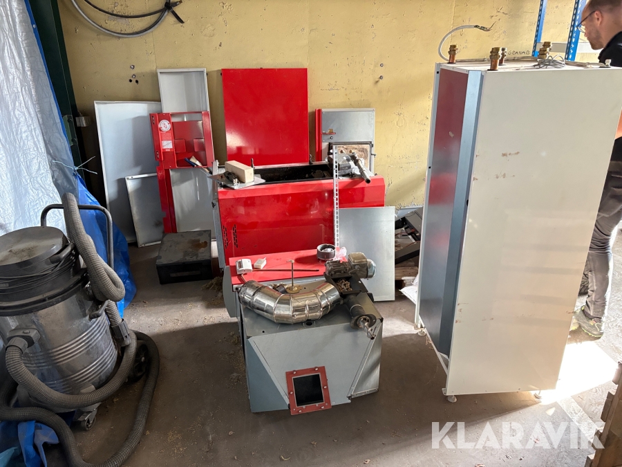 Pelletspanna Windhager BWE 100 med ackumulatortank