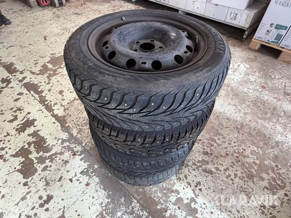Personbilsdäck Yokohama 185/60R15 4 st