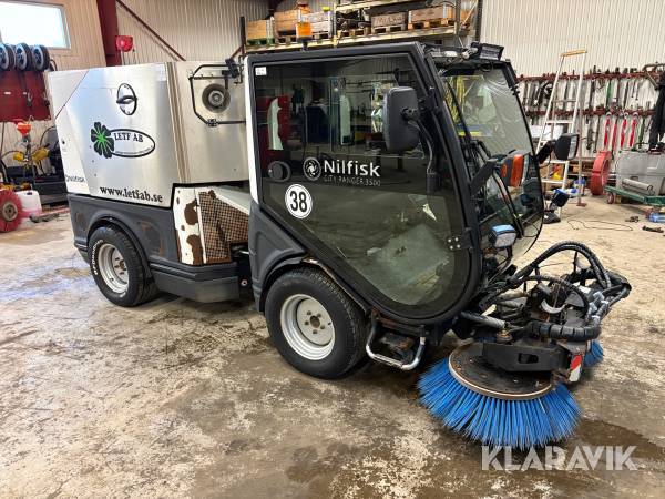 Sopmaskin Nilfisk City Ranger 3500 Vikplog / Sandspridare / Flak