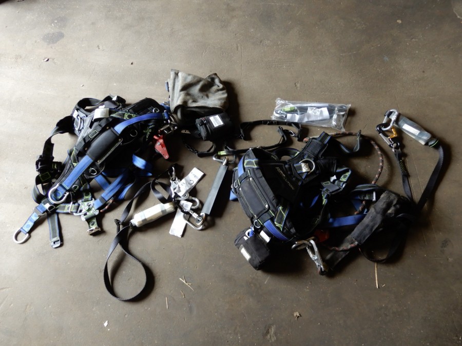 2 st säkerhetsselar