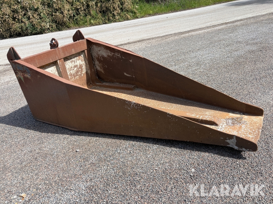 Strutskopa stora BM fäste
