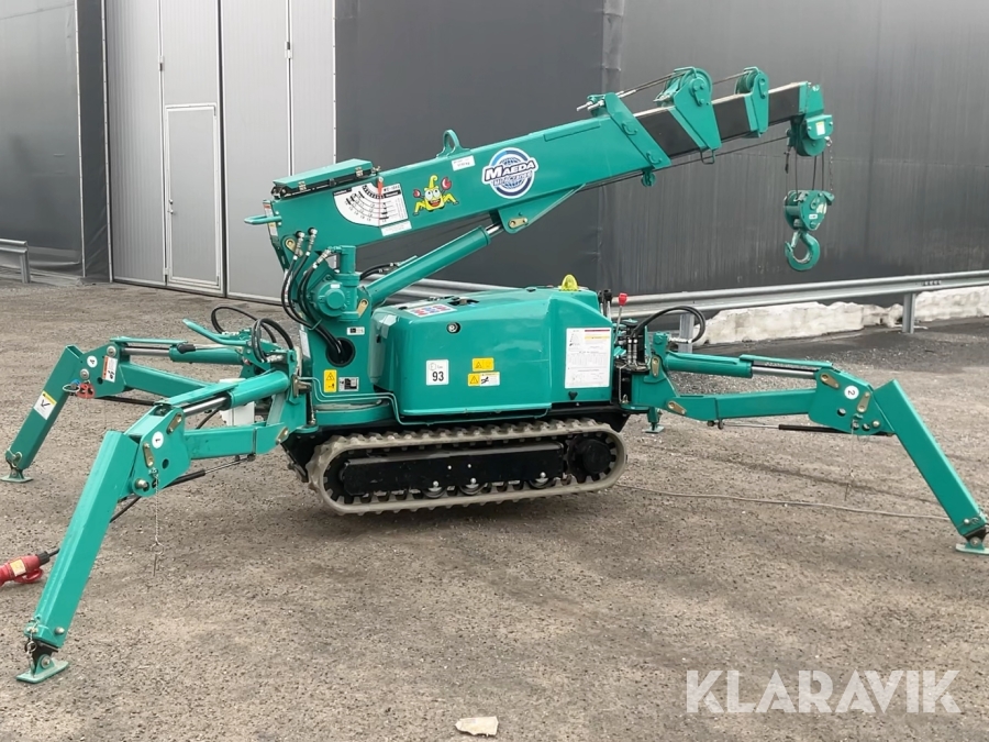 Minikran Maeda MC-104C