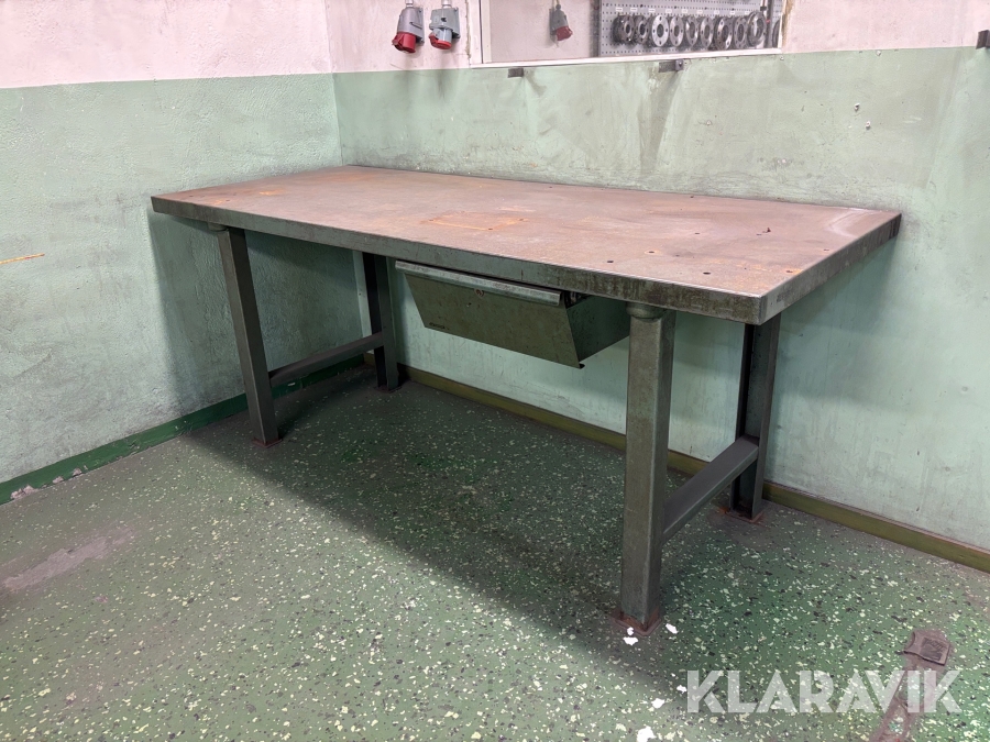 Arbetsbänk i plåt Ab Werba