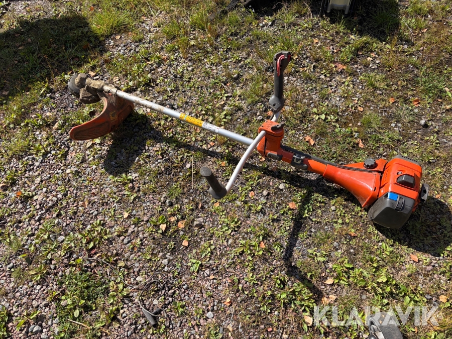 Röjsåg/trimmer Husqvarna 545FXT med sele