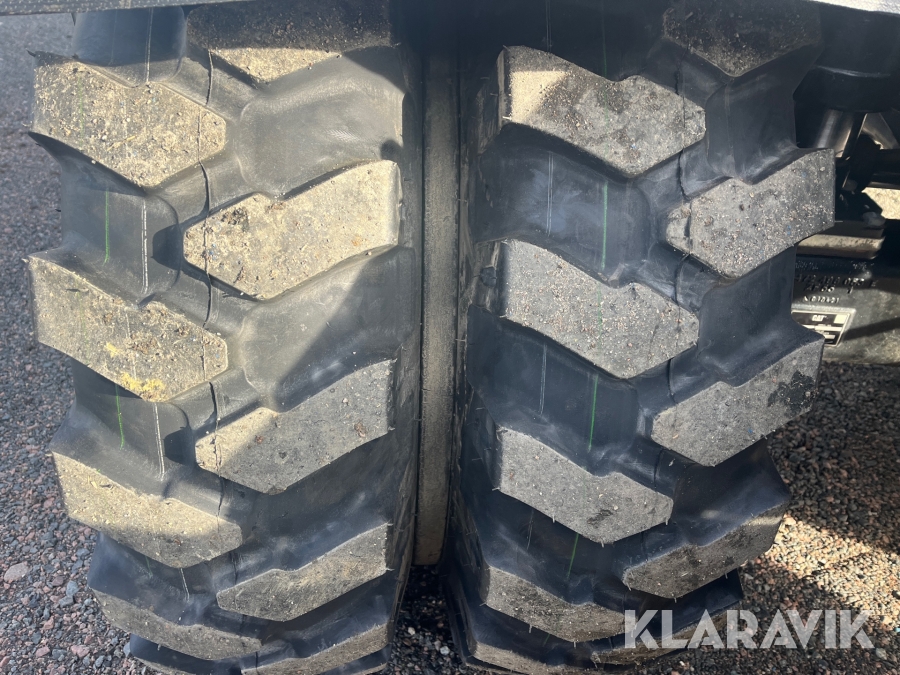 Hjulgrävare CAT M316 Next Generation med tippvagn och redskap & Makin 3-D