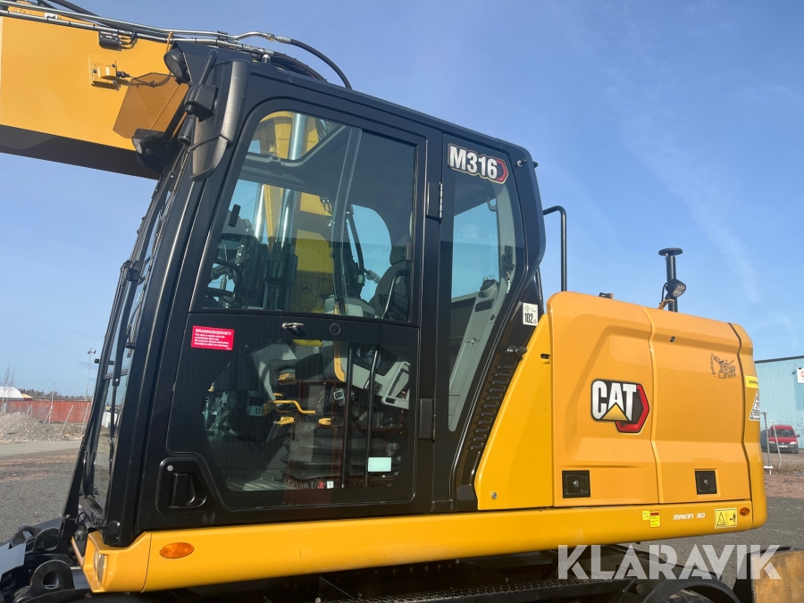 Hjulgrävare CAT M316 Next Generation med tippvagn och redskap & Makin 3-D