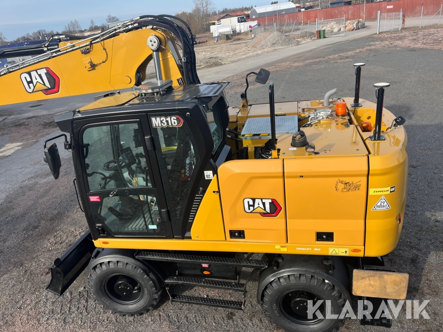 Hjulgrävare CAT M316 Next Generation med tippvagn och redskap & Makin 3-D