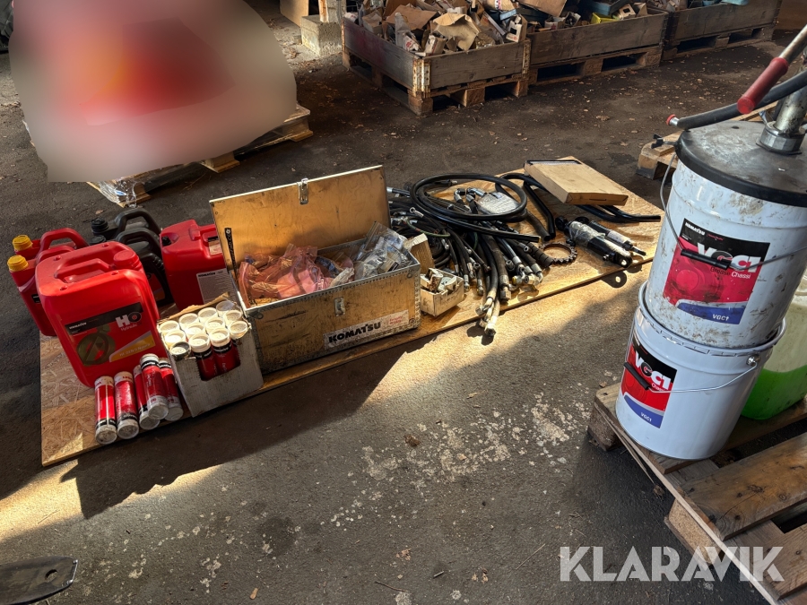 Diverse tillbehör Komatsu S82