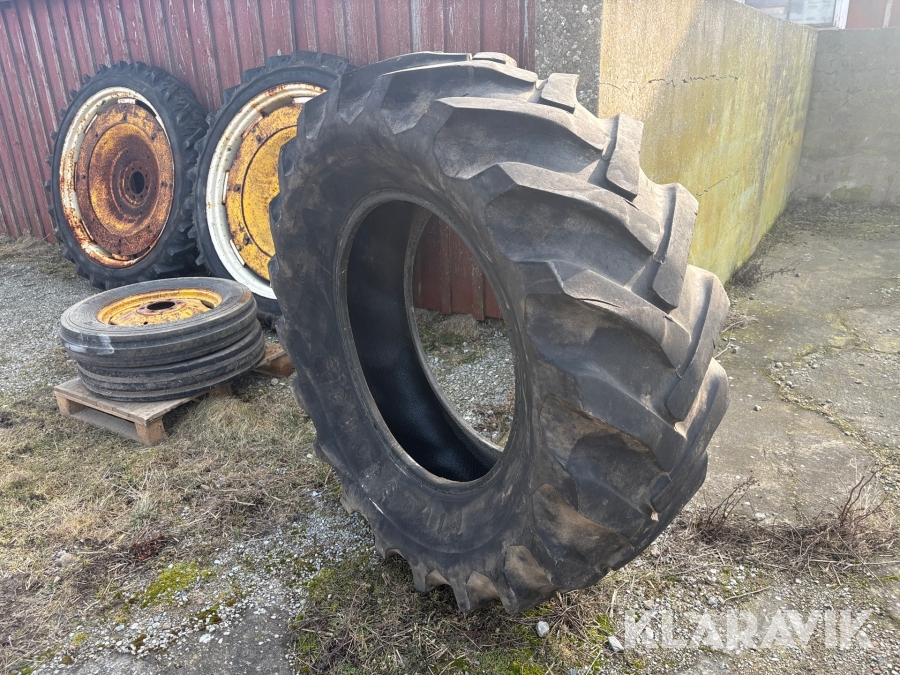 Traktordäck 1 st