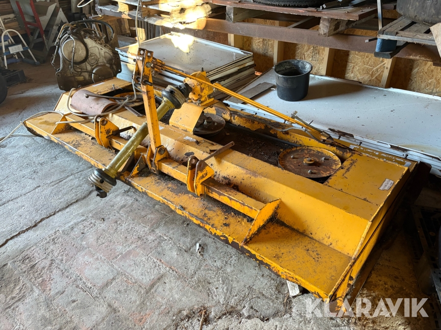 Betesputs Bomford Scimitar