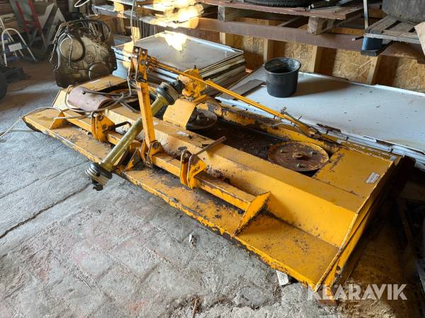 Betesputs Bomford Scimitar