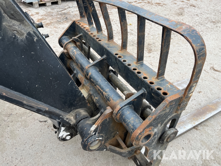Teleskopslastare Manitou MT732, Linköping, Klaravik auktione