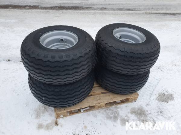Vagnsdäck med fälg 4 st 400/60-15.5 14 lagers