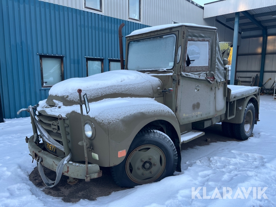 Veteranlastbil med kran Volvo