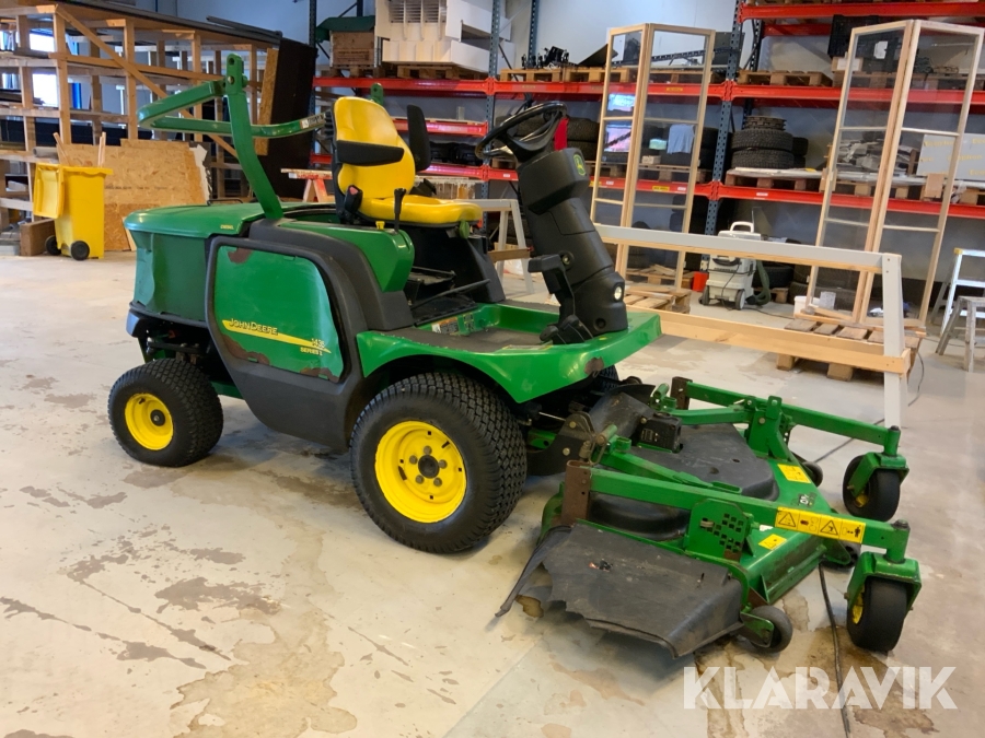Åkgräsklippare John Deere 1435 4WD