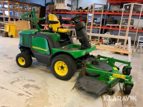 Åkgräsklippare John Deere 1435 4WD