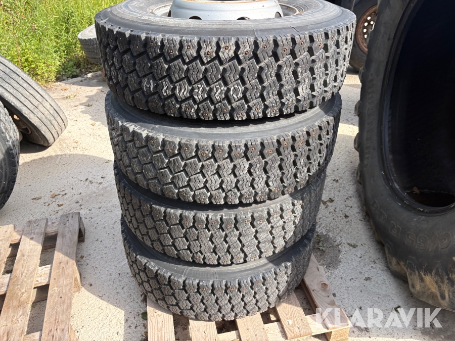 Lastbilshjul med dubb Fulda Regicontrol 285/70R19.5 4st