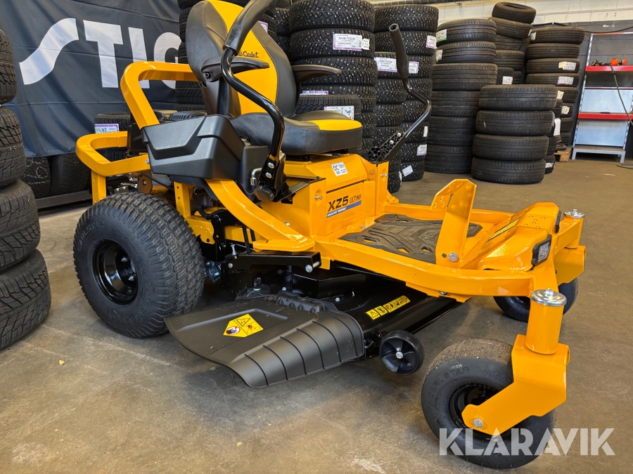 Gräsklippare Cub Cadet XZ5 Ultima bensindriven