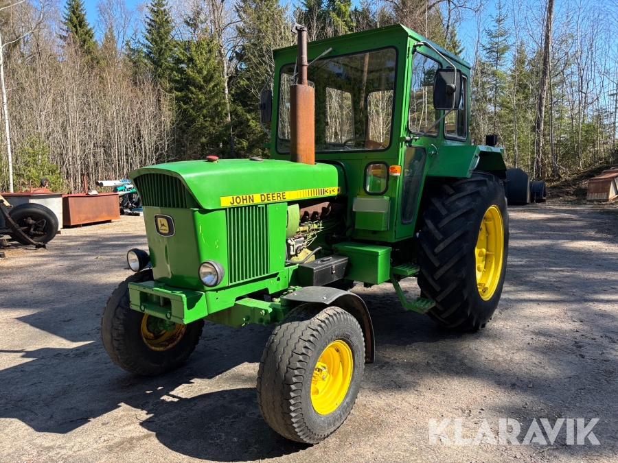 Traktor John Deere 3130