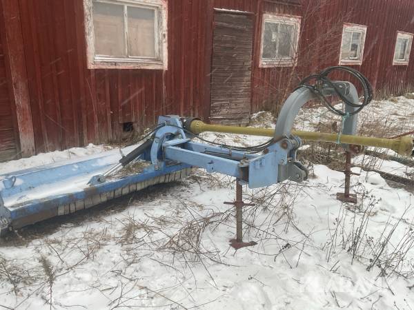 Släntklipp Bonnet BCRI 180