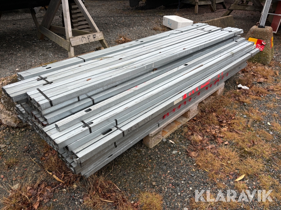 Stålreglar 95x45 mm Lindab cirka 150 st