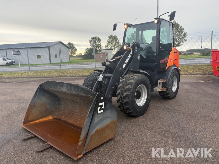 Hjullastare Doosan DL80-7