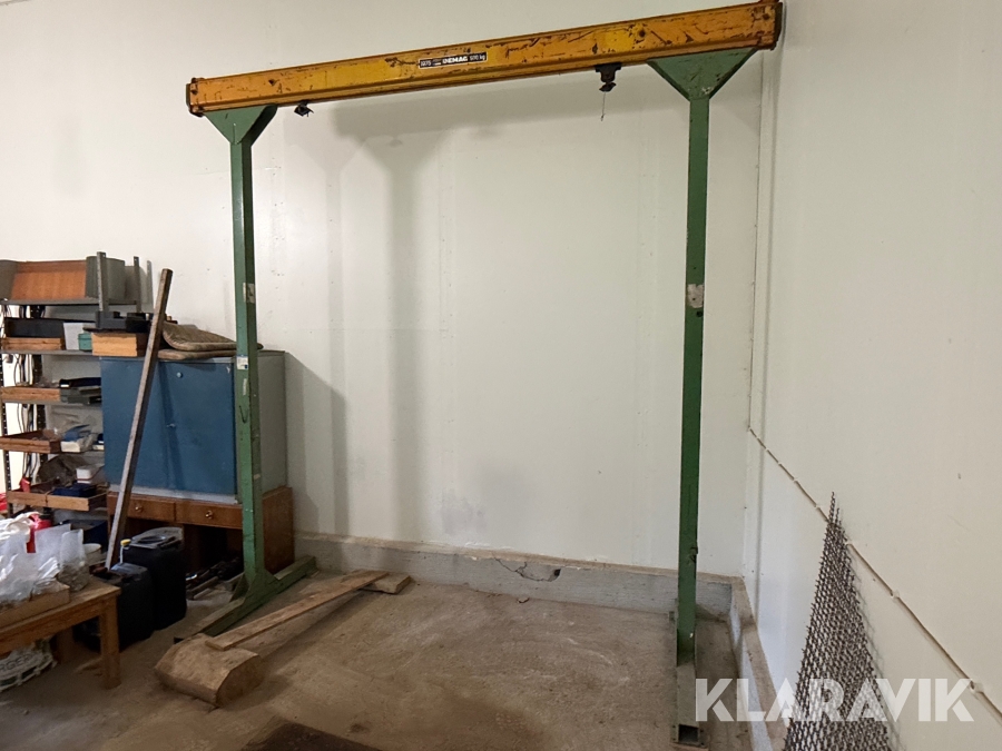 Traversportal Demag 500kg