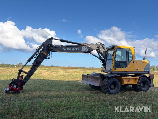 Grävmaskin Volvo EW160B med tiltrotator