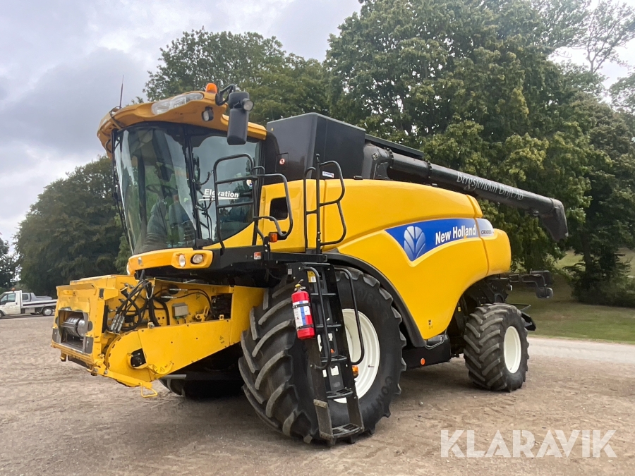 Skördetröska New Holland CR9080