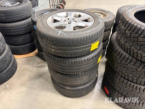 Kompletta hjul BFGoodrich 235/55R17 4st