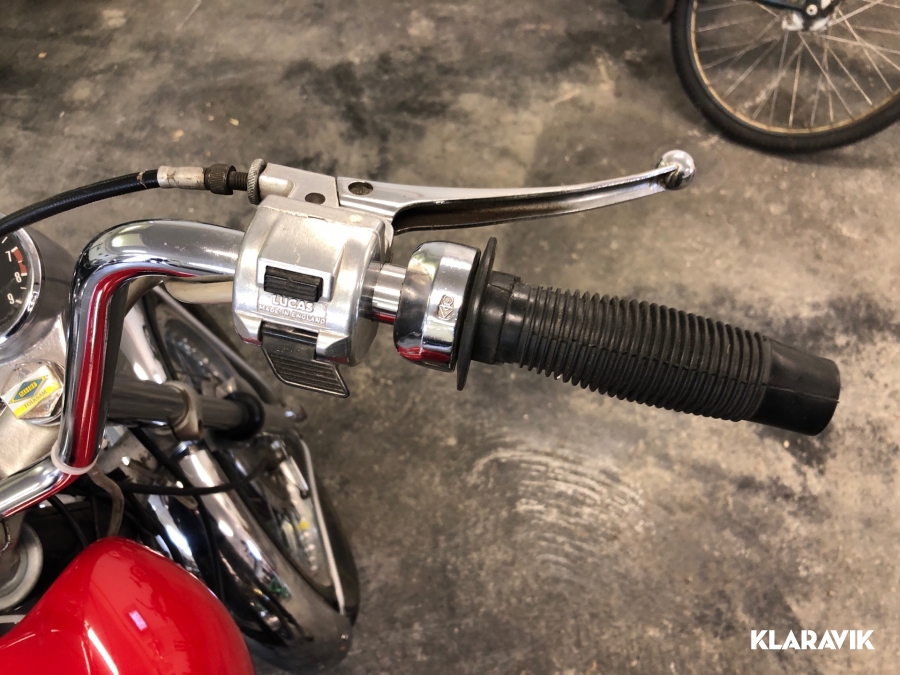 Motorcykel Norton Commando Roadster 750