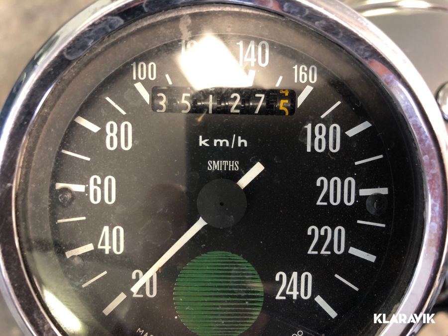 Motorcykel Norton Commando Roadster 750