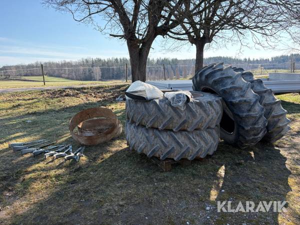 Dubbelmontage Kleber 18,4 R38 slang och extra däck
