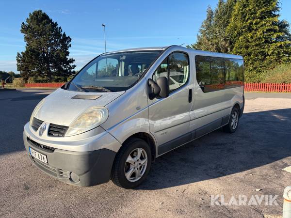 Minibuss Renault Trafic 9-sits